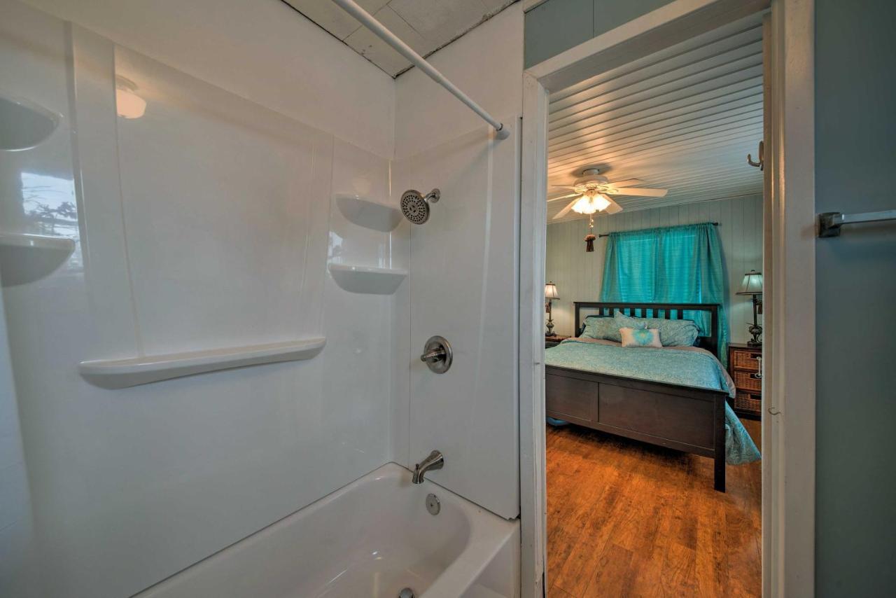 Galveston Beach House With Private Deck And Gulf Views Exteriör bild