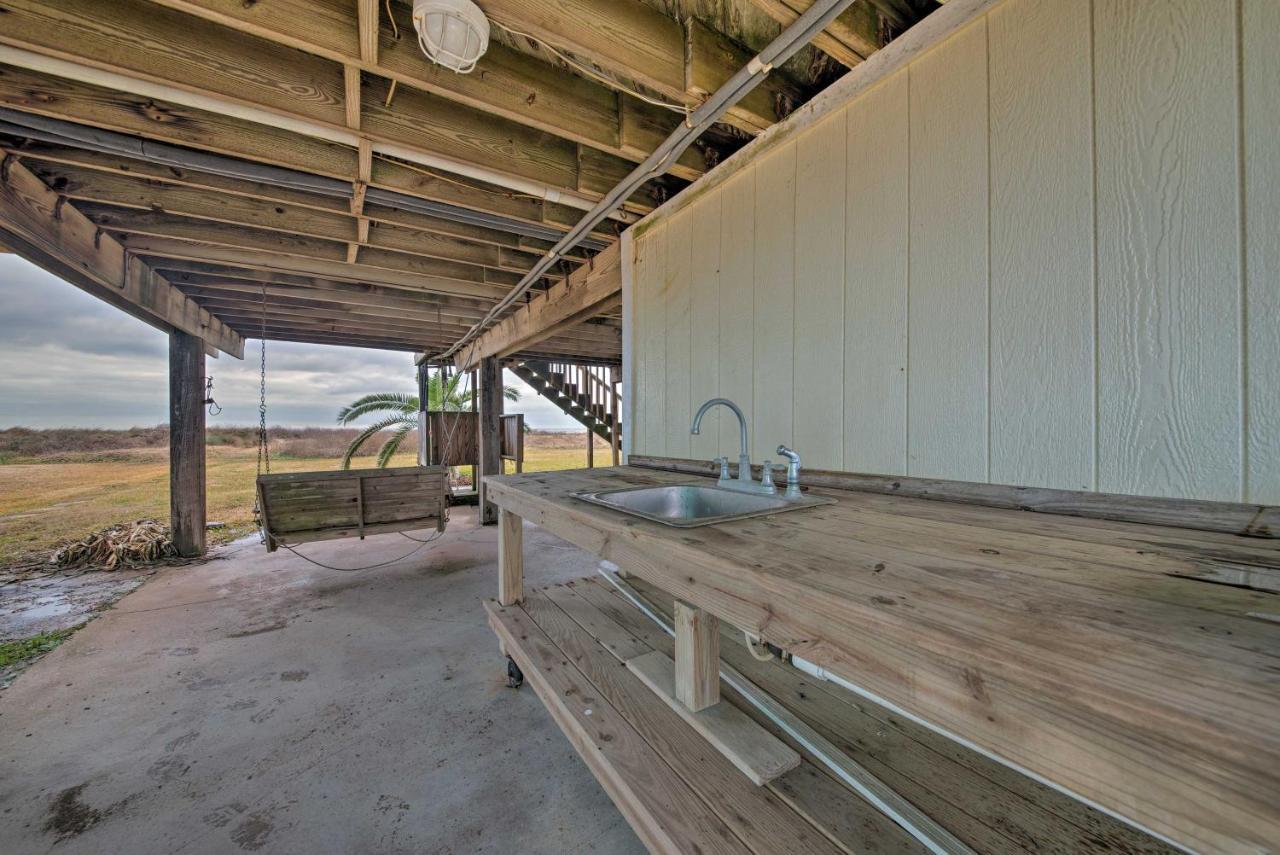 Galveston Beach House With Private Deck And Gulf Views Exteriör bild